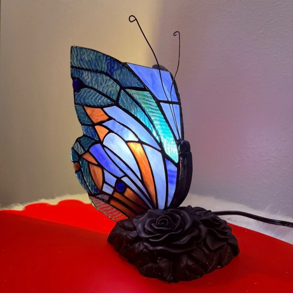 Tiffany Style Stained Glass Blue Butterfly Accent Lamp Rose‎ Floral Base - Picture 2 of 9